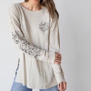 Natural Life Oversized Long Sleeve Cotton Doodle Tee Light Gray Size Small